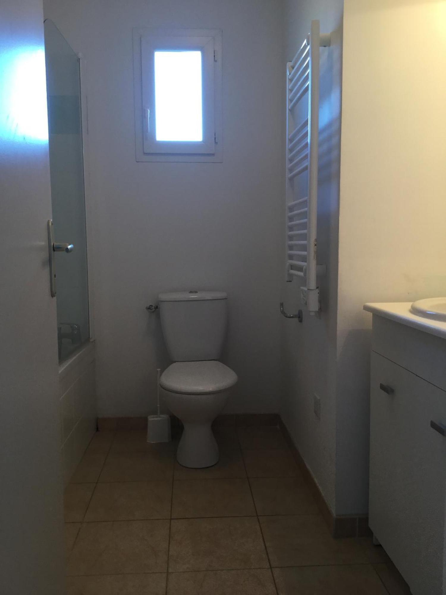Gîte Climatisé 2 à 4 personnes, dans Résidence Vacances avec Piscine Chauffée, à Mouriès au coeur du Parc Naturel Régional des Alpilles, LS1-294 OUCEAN Mouries Exterior foto